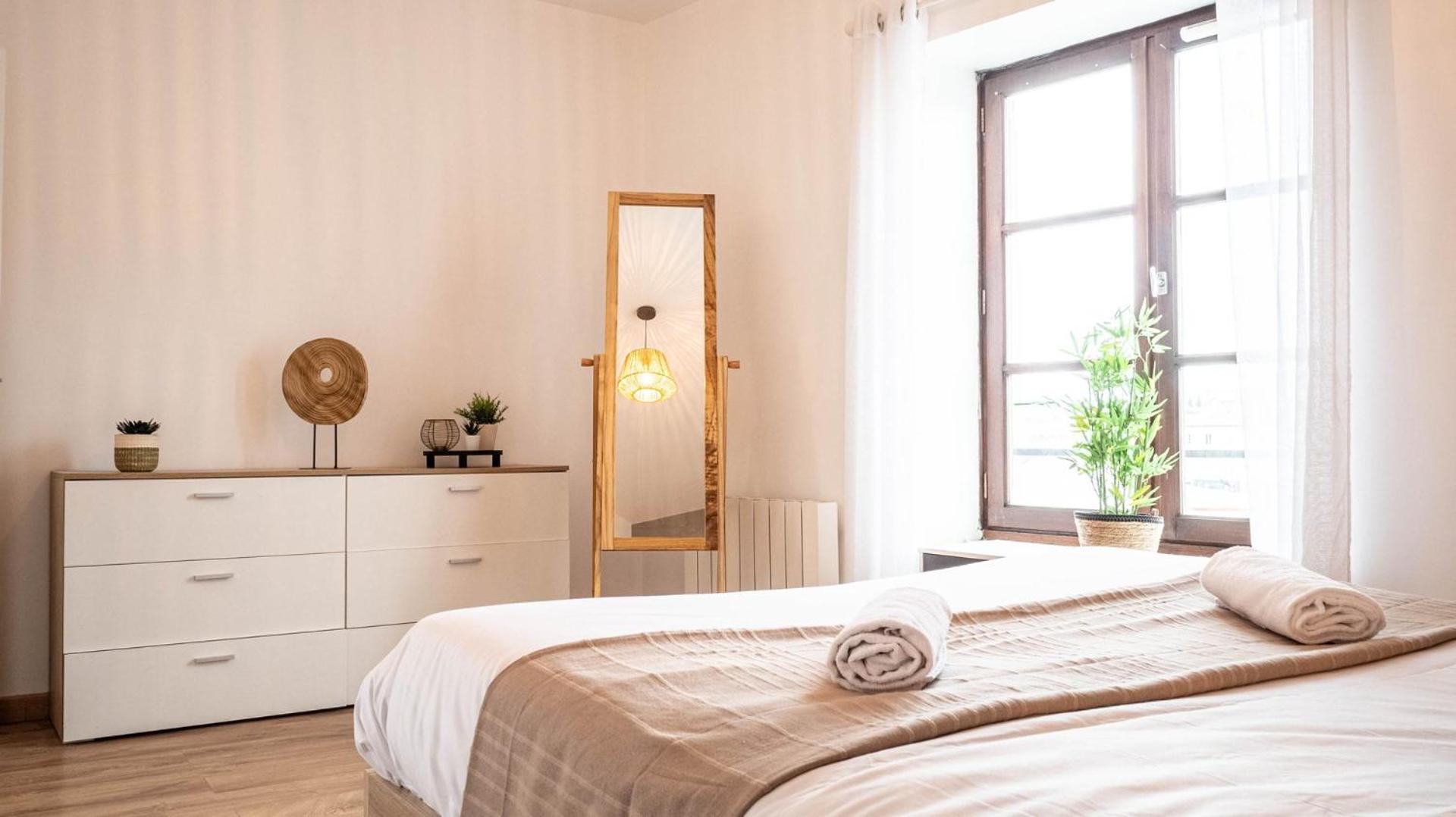 Le Contemporain - Bel Appartement T2 A Poitiers Zewnętrze zdjęcie